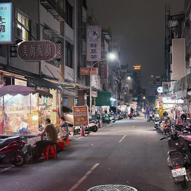 高雄在地超隱藏版夜市｜喜峰夜市｜步行4分鐘